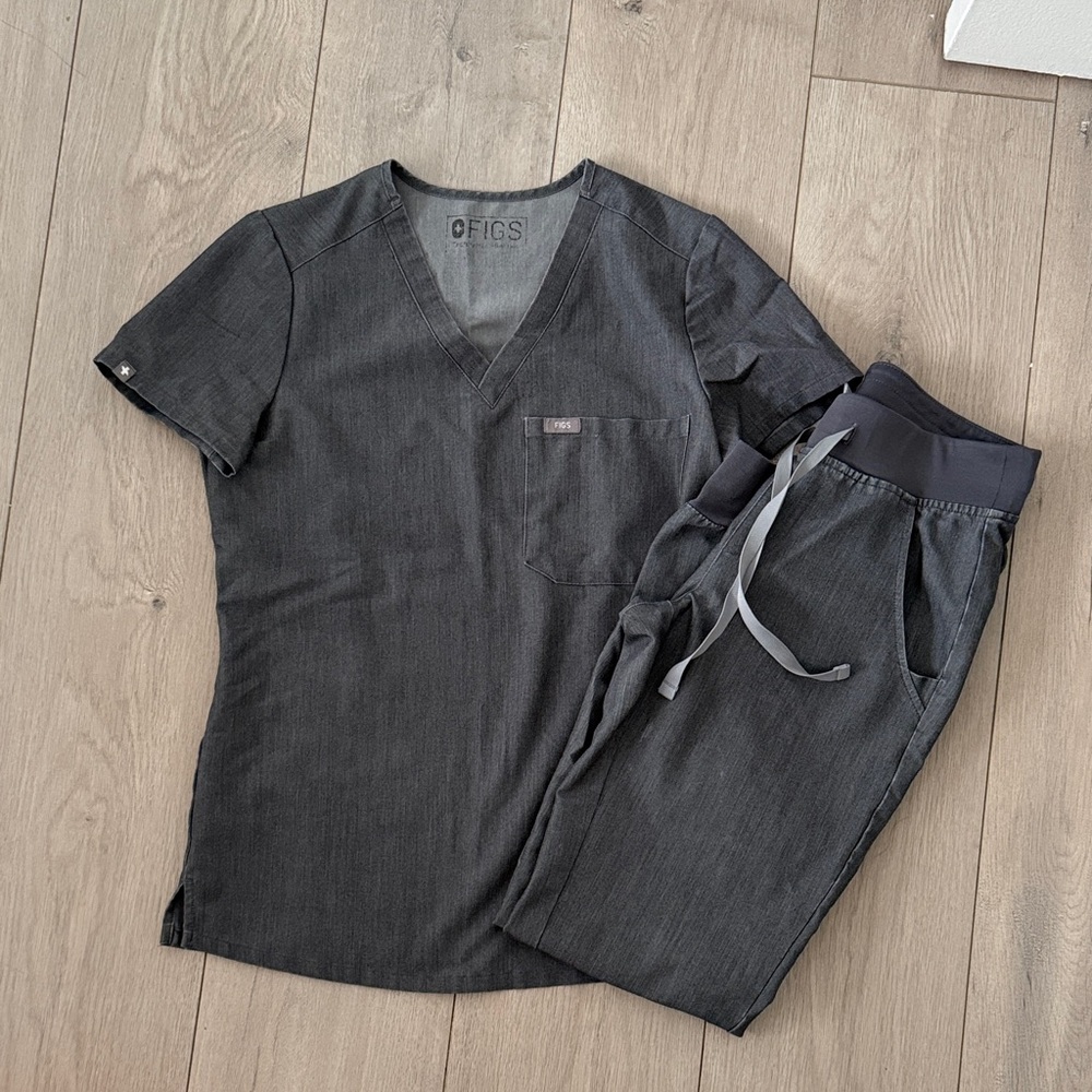 Preloved Figs Graphite XXS Gray Scrub Set
